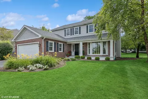 1225 Yorkshire Ln, Barrington, IL 60010