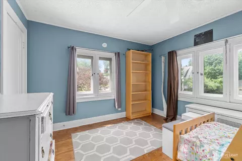 Bedroom - 749 Oak Ave, Aurora, IL 60506 photo 4 of 4