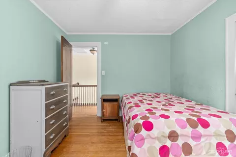 Bedroom - 749 Oak Ave, Aurora, IL 60506 photo 3 of 4