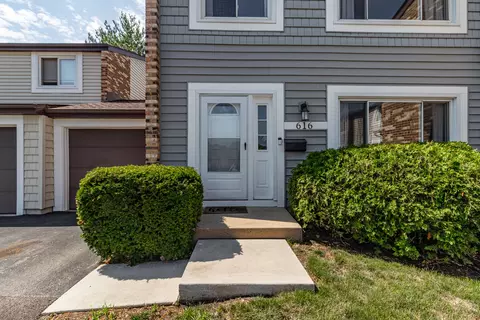 616 Ivy Ct, Wheeling, IL 60090 photo 4