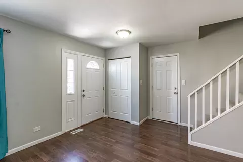 616 Ivy Ct, Wheeling, IL 60090 photo 5