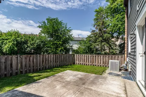 616 Ivy Ct, Wheeling, IL 60090 photo 31