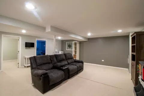 616 Ivy Ct, Wheeling, IL 60090 photo 27