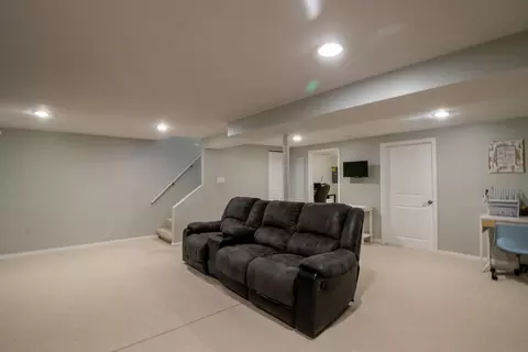 616 Ivy Ct, Wheeling, IL 60090 photo 29