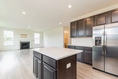 Kitchen - 6907 Galway Dr, Mchenry, IL 60050 photo 2 of 4