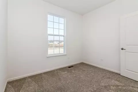 Bedroom - 6907 Galway Dr, Mchenry, IL 60050 photo 1 of 5