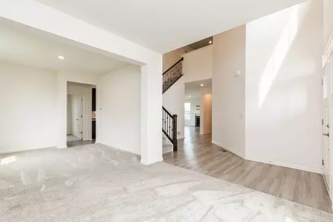 Entry Way - 6907 Galway Dr, Mchenry, IL 60050 photo 2 of 2