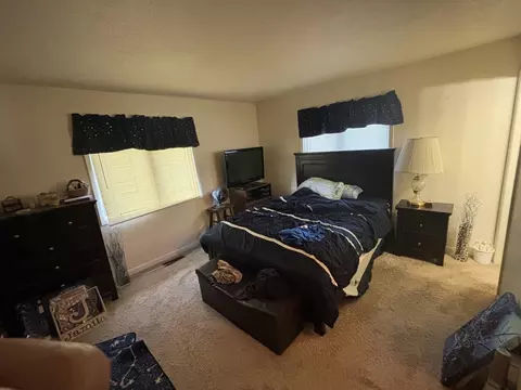 Bedroom - 2131 Peach St, Champaign, IL 61820 photo 1 of 1