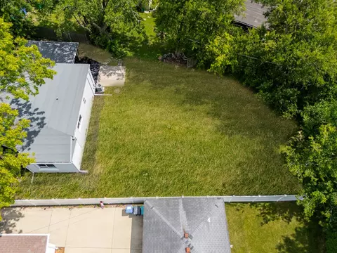 View/Area - 4446 Idlewild Ln, Hillside, IL 60162 photo 4 of 9