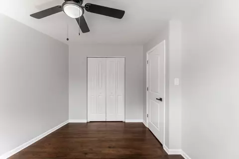 Bedroom - 4446 Idlewild Ln, Hillside, IL 60162 photo 4 of 6