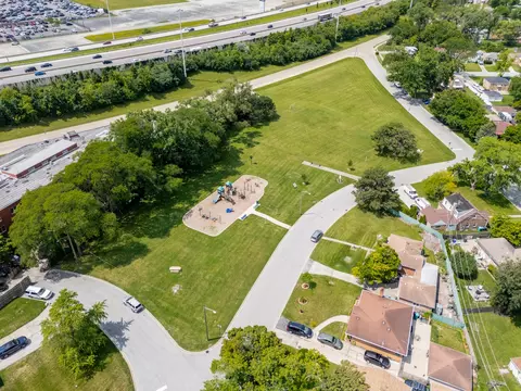 View/Area - 4446 Idlewild Ln, Hillside, IL 60162 photo 6 of 9