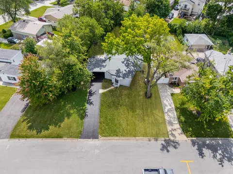 View/Area - 4446 Idlewild Ln, Hillside, IL 60162 photo 1 of 9