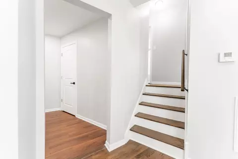 Entry Way - 4446 Idlewild Ln, Hillside, IL 60162 photo 1 of 3