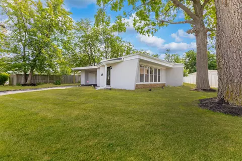 Exterior - 4446 Idlewild Ln, Hillside, IL 60162 photo 5 of 11