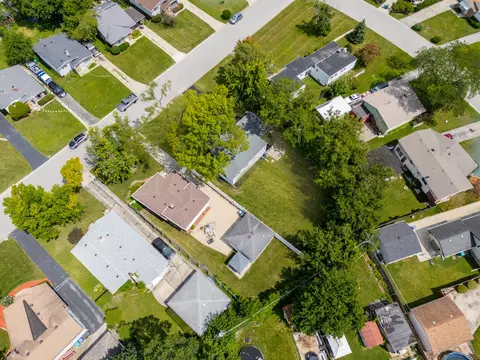View/Area - 4446 Idlewild Ln, Hillside, IL 60162 photo 9 of 9