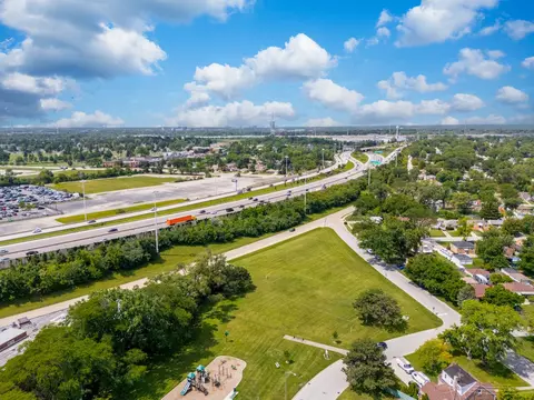 View/Area - 4446 Idlewild Ln, Hillside, IL 60162 photo 7 of 9