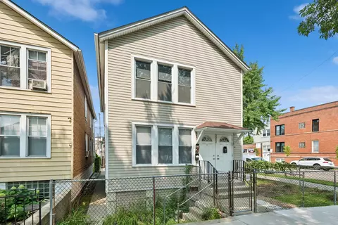 3202 S Emerald Ave, Chicago, IL 60616