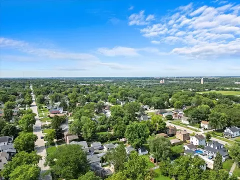 View/Area - 306 E 2nd St, Lockport, IL 60441 photo 6 of 9