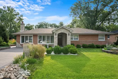 11301 S Neenah Ave, Worth, IL 60482