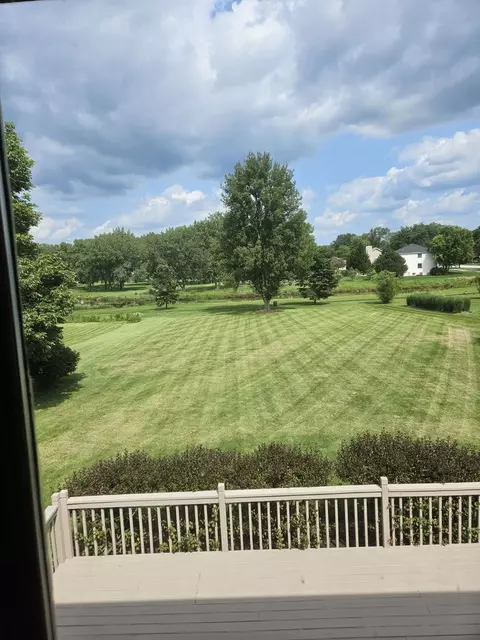 Exterior - 887 Braintree Ln, Bartlett, IL 60103 photo 6 of 7