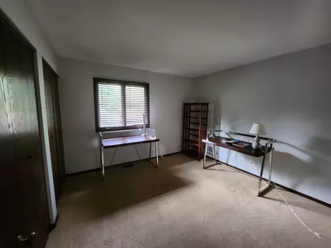 Bedroom - 887 Braintree Ln, Bartlett, IL 60103 photo 1 of 4