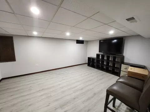 Other - 887 Braintree Ln, Bartlett, IL 60103 photo 6 of 9