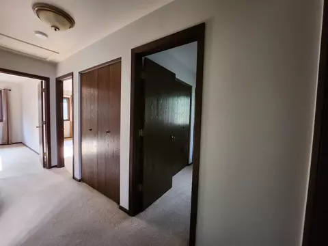 Entry Way - 887 Braintree Ln, Bartlett, IL 60103 photo 1 of 1