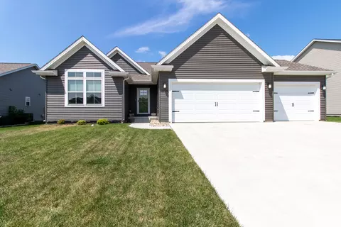 1726 Flagstone Dr, Normal, IL 61761