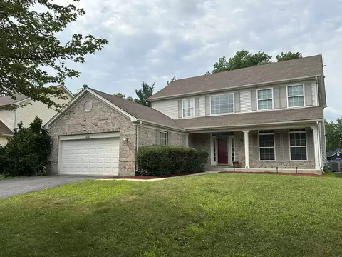 608 Manhattan Cir, Oswego, IL 60543