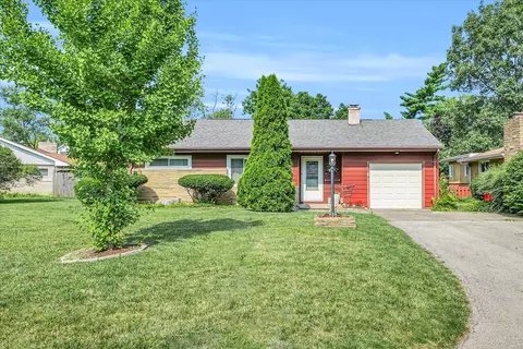 811 S Victor St, Champaign, IL 61821