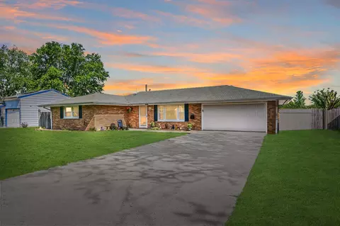34 N W820 N James Dr, Saint Charles, IL 60174