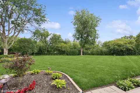 Exterior - 4404 Peacock Ln, Rolling Meadows, IL 60008 photo 5 of 7