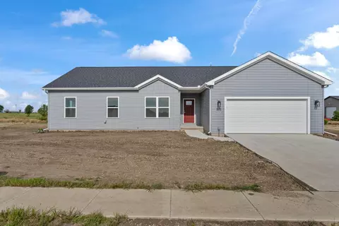 503 Patterson Dr, Fisher, IL 61843
