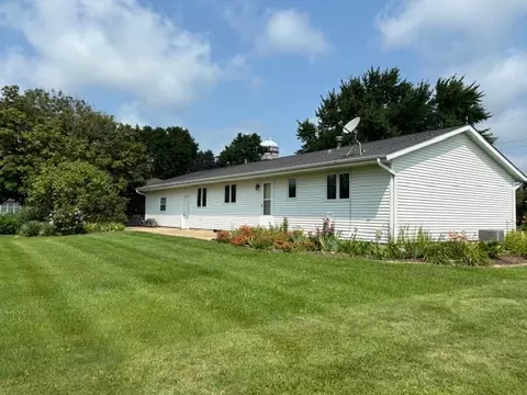 302 John St, Steward, IL 60553 photo 19
