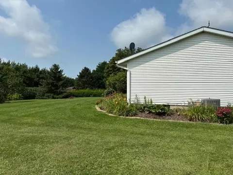 302 John St, Steward, IL 60553 photo 22