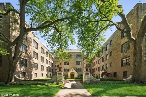 734 Noyes St #O3, Evanston, IL 60201