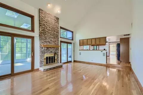 1845 Nicholson Dr, Hoffman Estates, IL 60192 photo 8