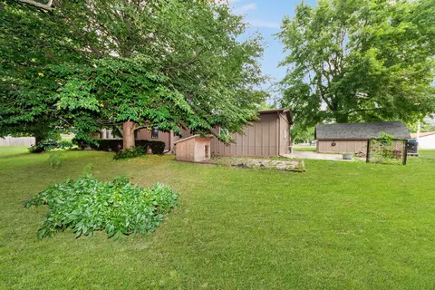 Exterior - 207 E 7th St, Minonk, IL 61760 photo 4 of 4