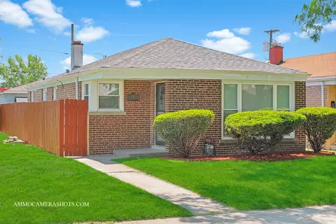 37 W 78th Pl, Chicago, IL 60620