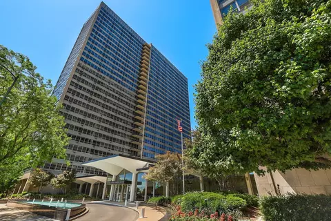 3550 N Lake Shore Dr #501, Chicago, IL 60657