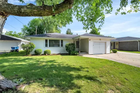 718 1st Ave, Morris, IL 60450