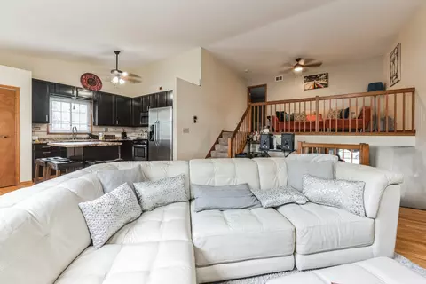 23063 Judith Dr, Plainfield, IL 60586 photo 3