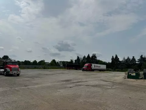 909 Milwaukee Ave, Vernon Hills, IL 60061