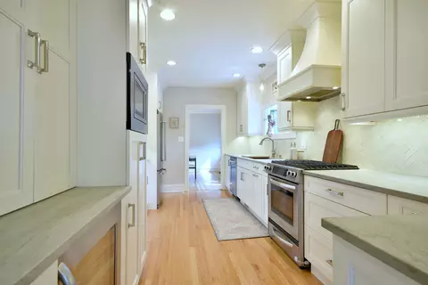 370 E May St, Elmhurst, IL 60126 photo 25