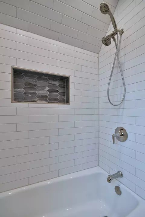 370 E May St, Elmhurst, IL 60126 photo 51