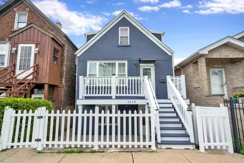 3208 S Hoyne Ave, Chicago, IL 60608