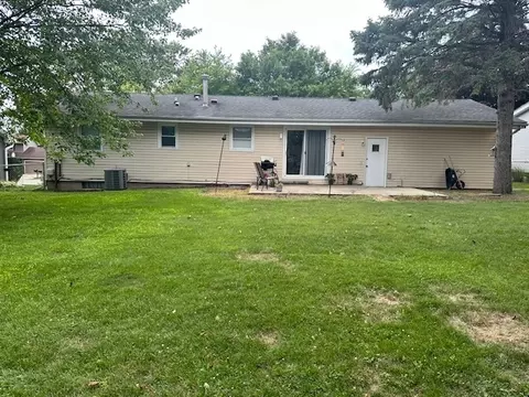 Exterior - 316 Raleigh Ct, Normal, IL 61761 photo 4 of 6