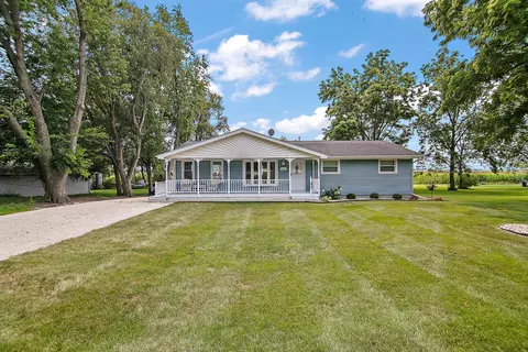449 W Smith St, Bonfield, IL 60913