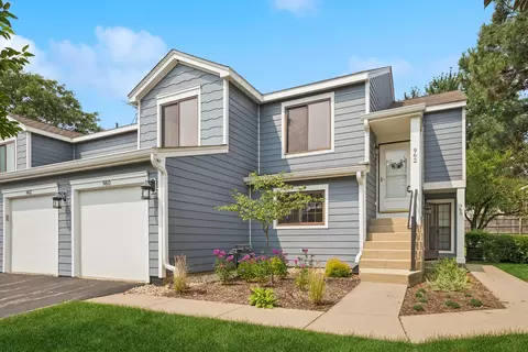 962 Manchester Cir #962, Schaumburg, IL 60193