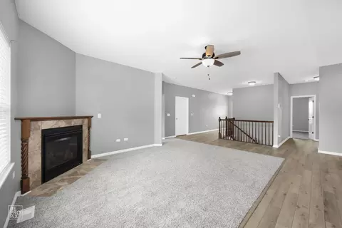 Living - 2005 Daly Ln, Plainfield, IL 60586 photo 3 of 4